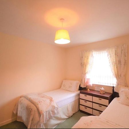 Hollyburn Villa Crulivig Екстериор снимка